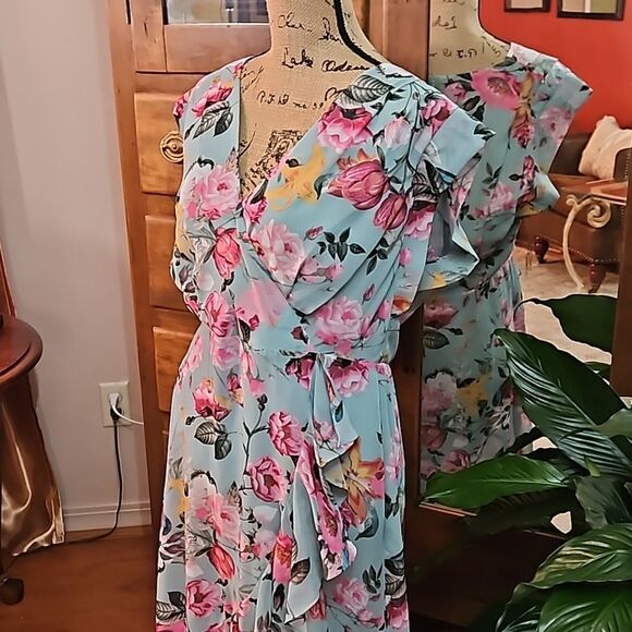 Eliza J Floral Faux Wrap Dress in Pastel Colors size 14 - Picture 4 of 13